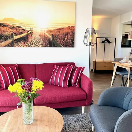 Friesland Living, Whg 3, 1 Og , Edo-wiemken-str 53 *